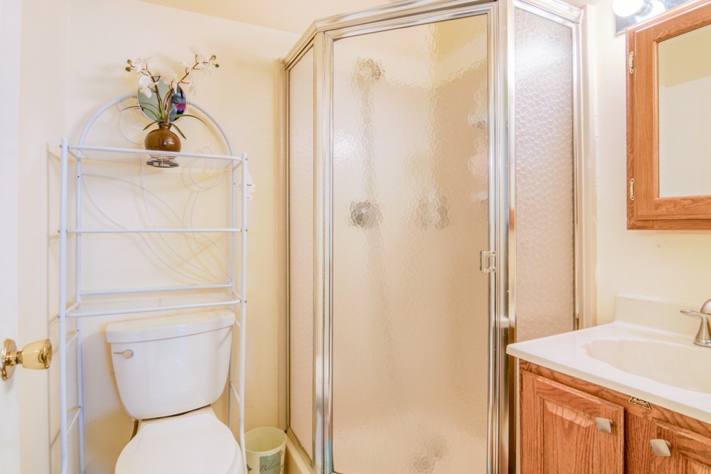5 Castlegate Drive, Unit B Springfield, MA 01129 - Photo 16 of 20 Gallery Image 16