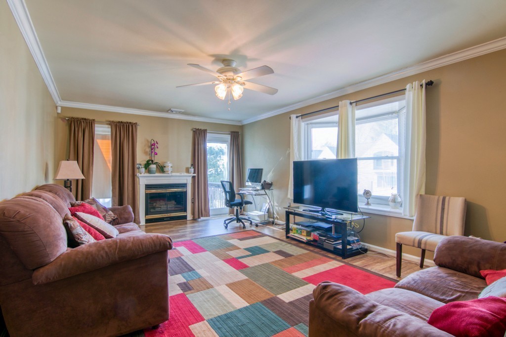5 Castlegate Drive, Unit B Springfield, MA 01129 - Photo 3 of 20 Gallery Image 3