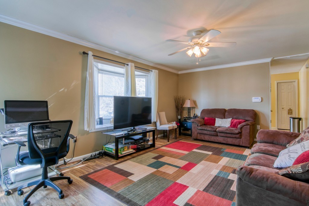 5 Castlegate Drive, Unit B Springfield, MA 01129 - Photo 6 of 20 Gallery Image 6
