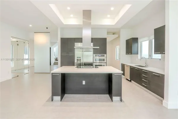 $7,100 | 8250 Northwest 33rd Street, Doral, FL 33122