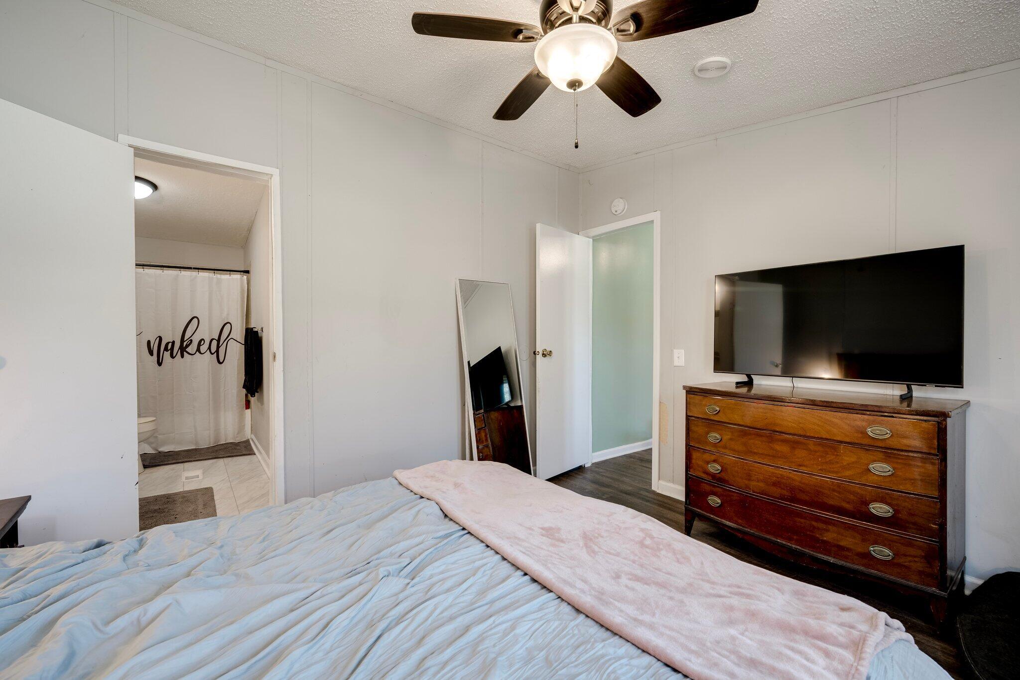 914 Gingerhill Road Thomson, GA 30824 - Photo 14 of 24 Master Bedroom