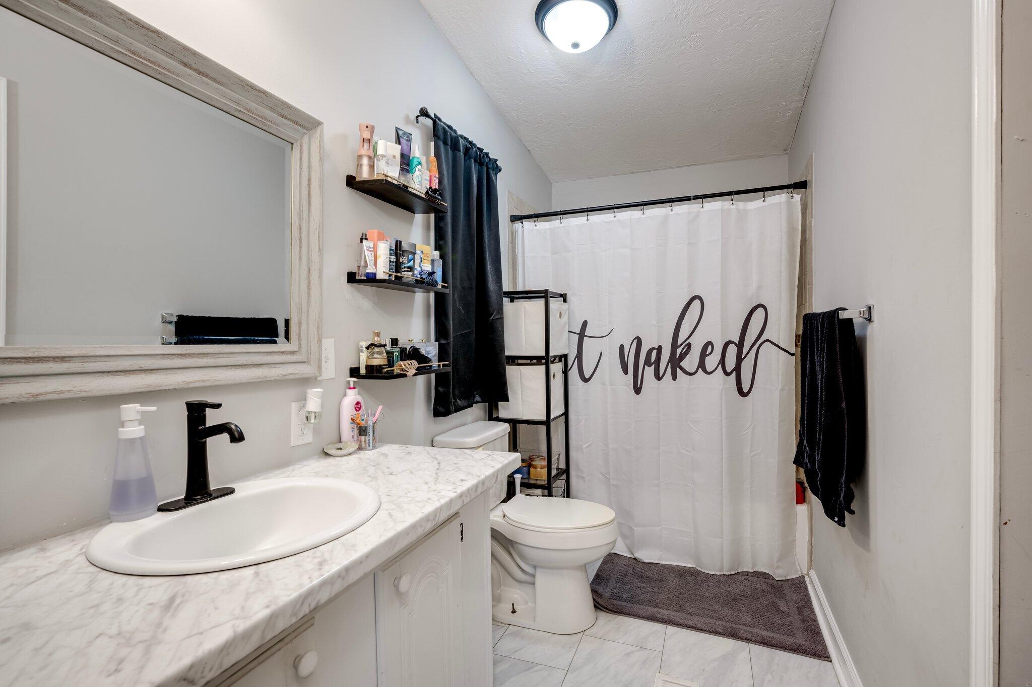 914 Gingerhill Road Thomson, GA 30824 - Photo 15 of 24 Master Bathroom