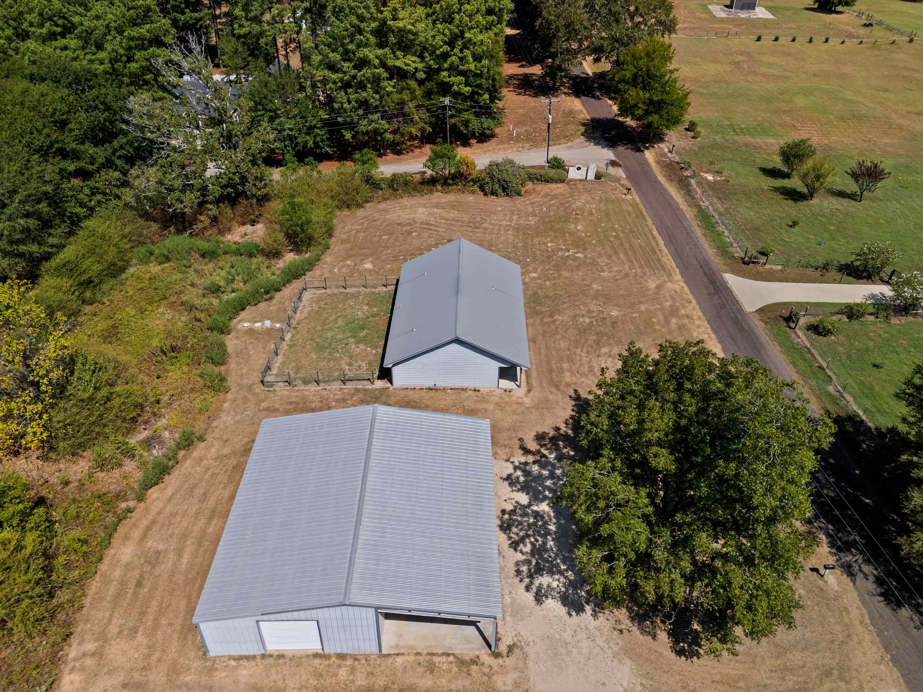 2044 Cardinal Road Gilmer, TX 75645 - Photo 8 of 42 Gallery Image 8