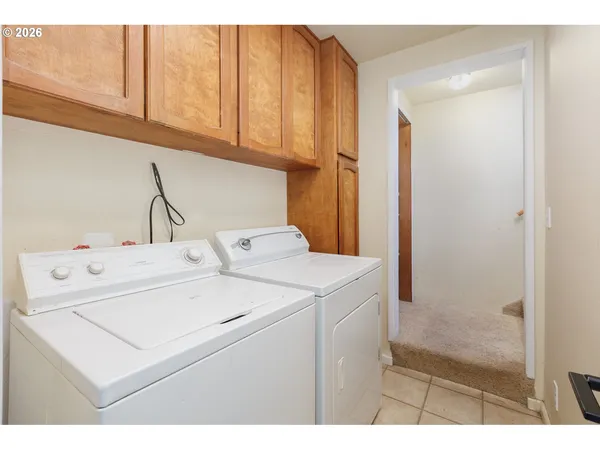 $330,000 | 791 Southeast Fir Street, Toledo, OR 97391