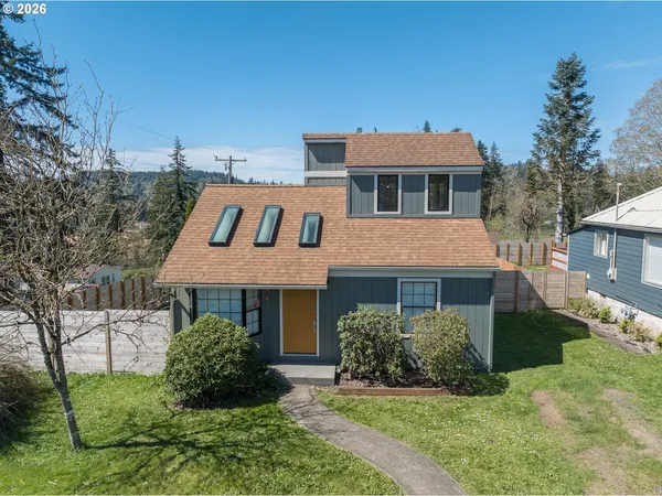 $330,000 | 791 Southeast Fir Street, Toledo, OR 97391