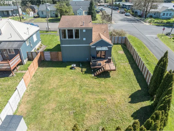 $330,000 | 791 Southeast Fir Street, Toledo, OR 97391