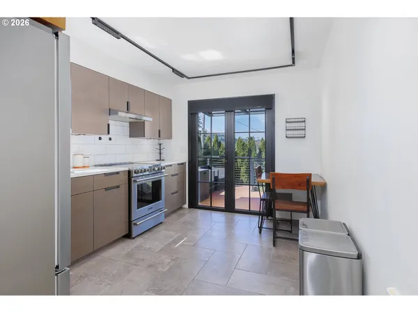 $330,000 | 791 Southeast Fir Street, Toledo, OR 97391