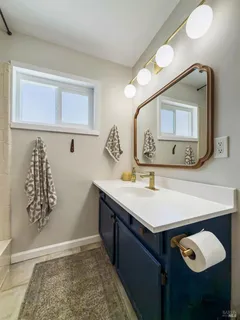 $879,000 | 1 Alta Drive, Petaluma, CA 94954
