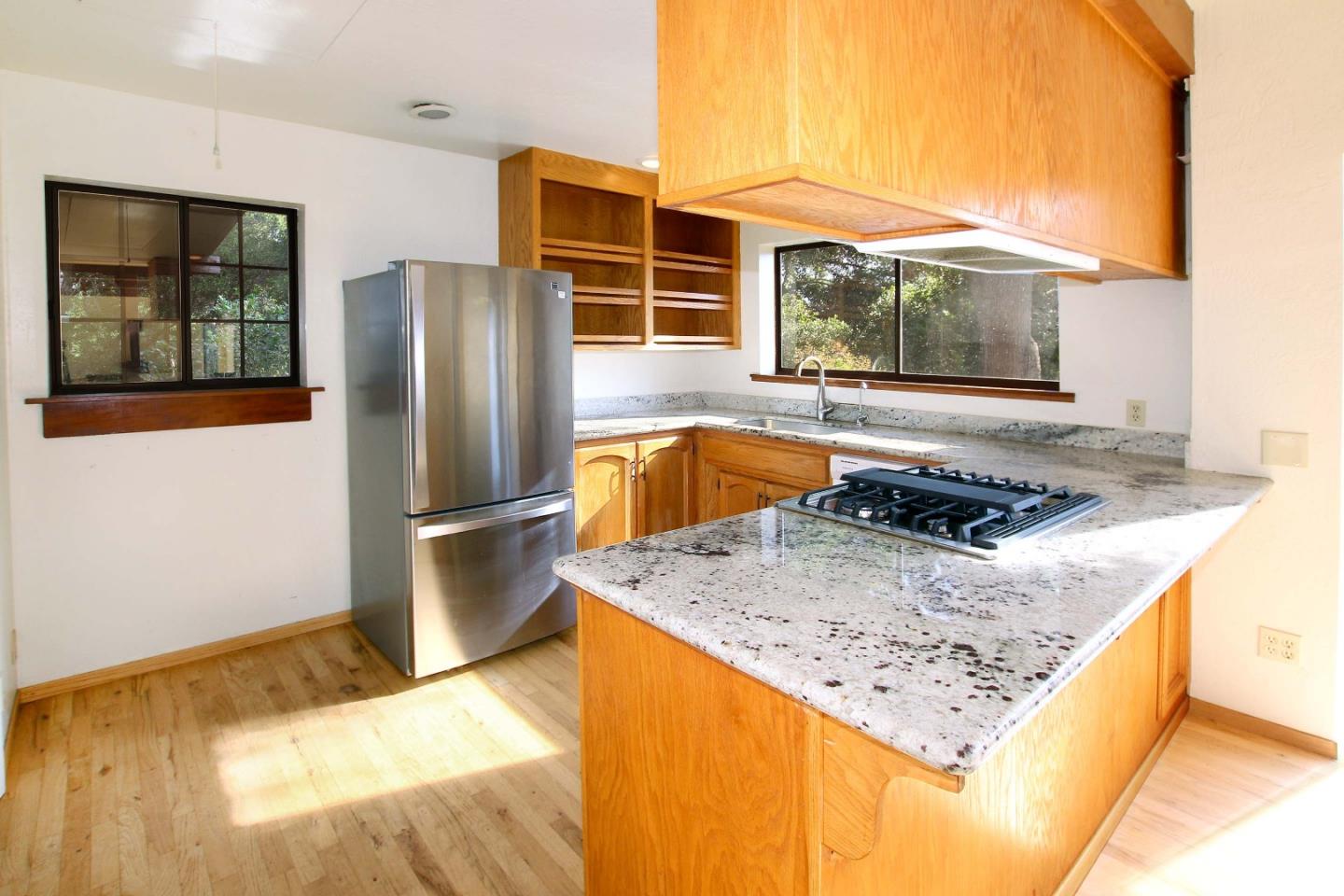 134 Norman Road Aptos, CA 95003 - Photo 8 of 38 Gallery Image 8