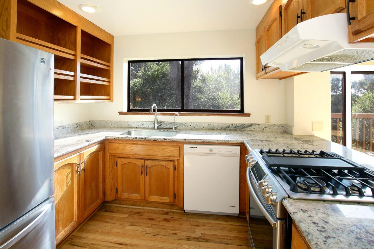 134 Norman Road Aptos, CA 95003 - Photo 9 of 38 Gallery Image 9