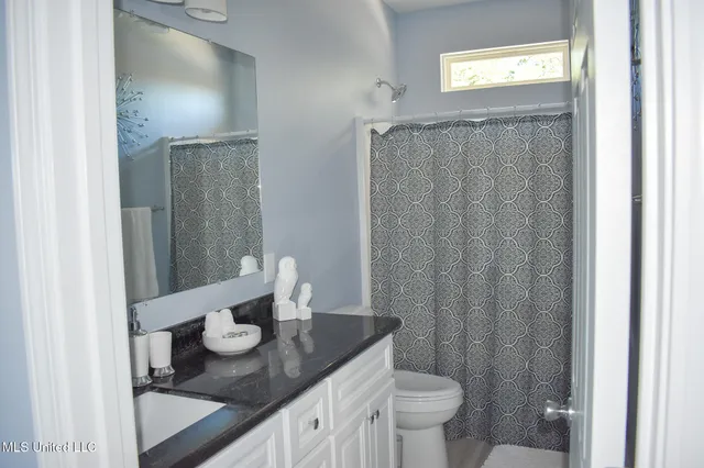 $1,900 | 8728 West Simmons Bayou Drive, Ocean Springs, MS 39564