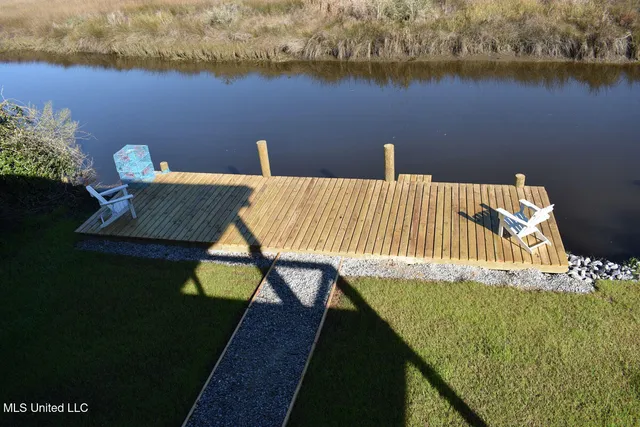 $1,900 | 8728 West Simmons Bayou Drive, Ocean Springs, MS 39564