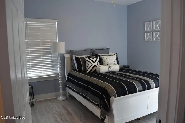 $1,900 | 8728 West Simmons Bayou Drive, Ocean Springs, MS 39564