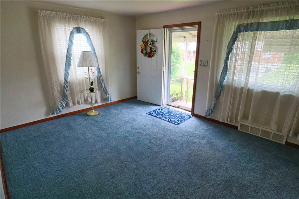 303 Scene Ridge Road McKeesport, PA 15133 - Photo 6 of 20 Gallery Image 6