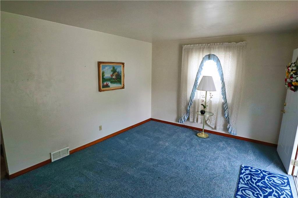 303 Scene Ridge Road McKeesport, PA 15133 - Photo 7 of 20 Gallery Image 7