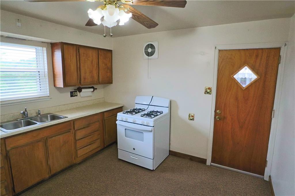 303 Scene Ridge Road McKeesport, PA 15133 - Photo 10 of 20 Gallery Image 10