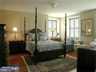 973 Edgewood Road Yardley, PA 19067 - Photo 9 of 12 Gallery Image 9