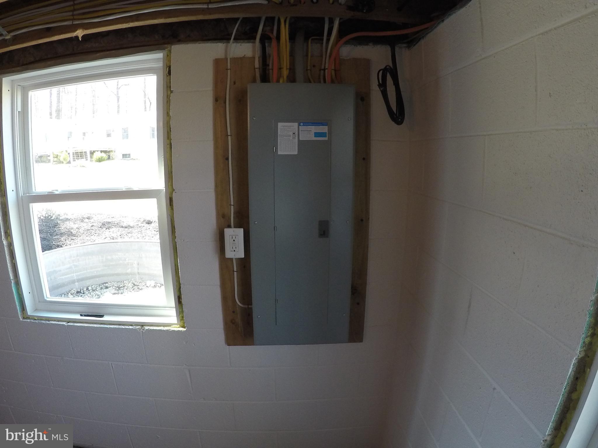 1724 Theodore Road Rising Sun, MD 21911 - Photo 10 of 27 200 amp electric service.