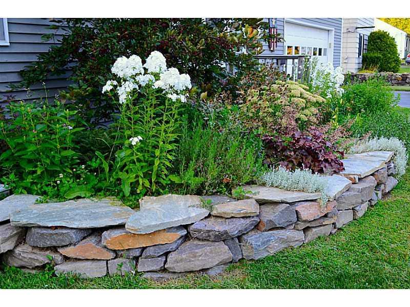 38 Hillview Road Gorham, ME 04038 - Photo 3 of 35 Yard/Garden.