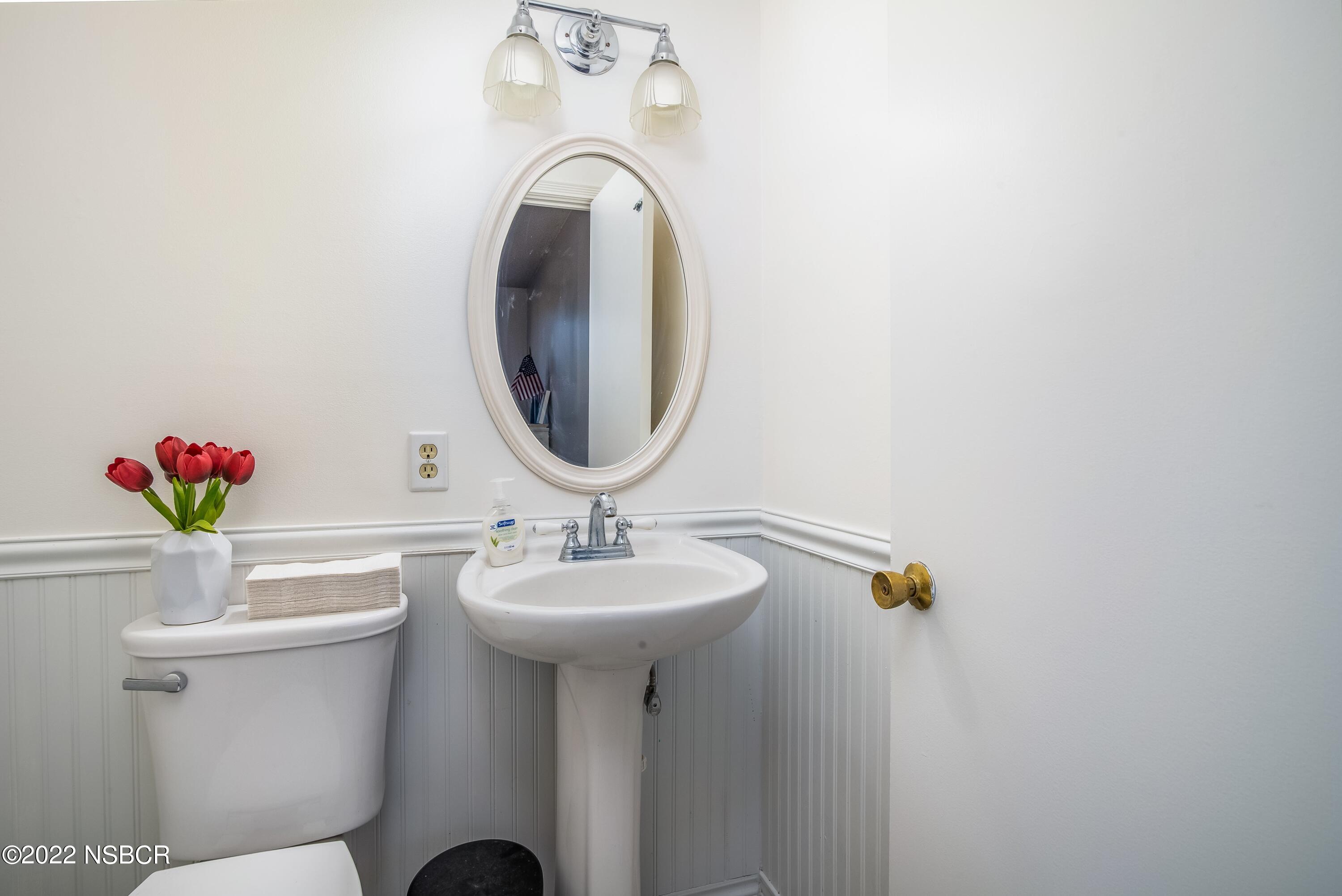 4082 Capella Street Lompoc, CA 93436 - Photo 15 of 21 015_Bathroom