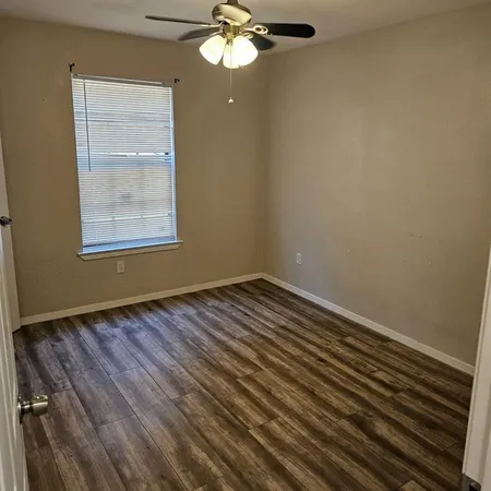 $102,000 | 1732 Crestpoint Drive, Arlington, TX 76012