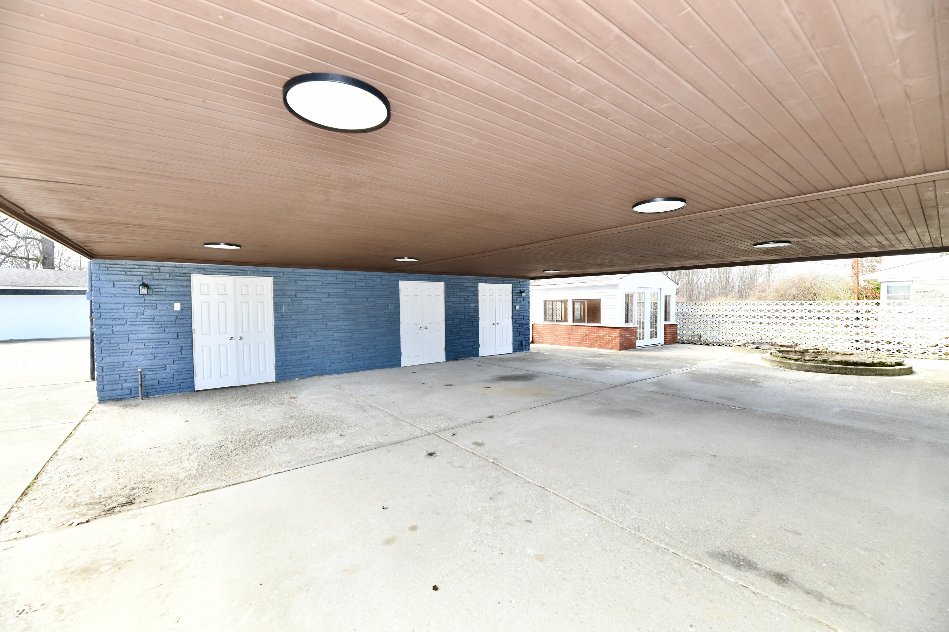 3735 Marrison Place Indianapolis, IN 46205 - Photo 27 of 41