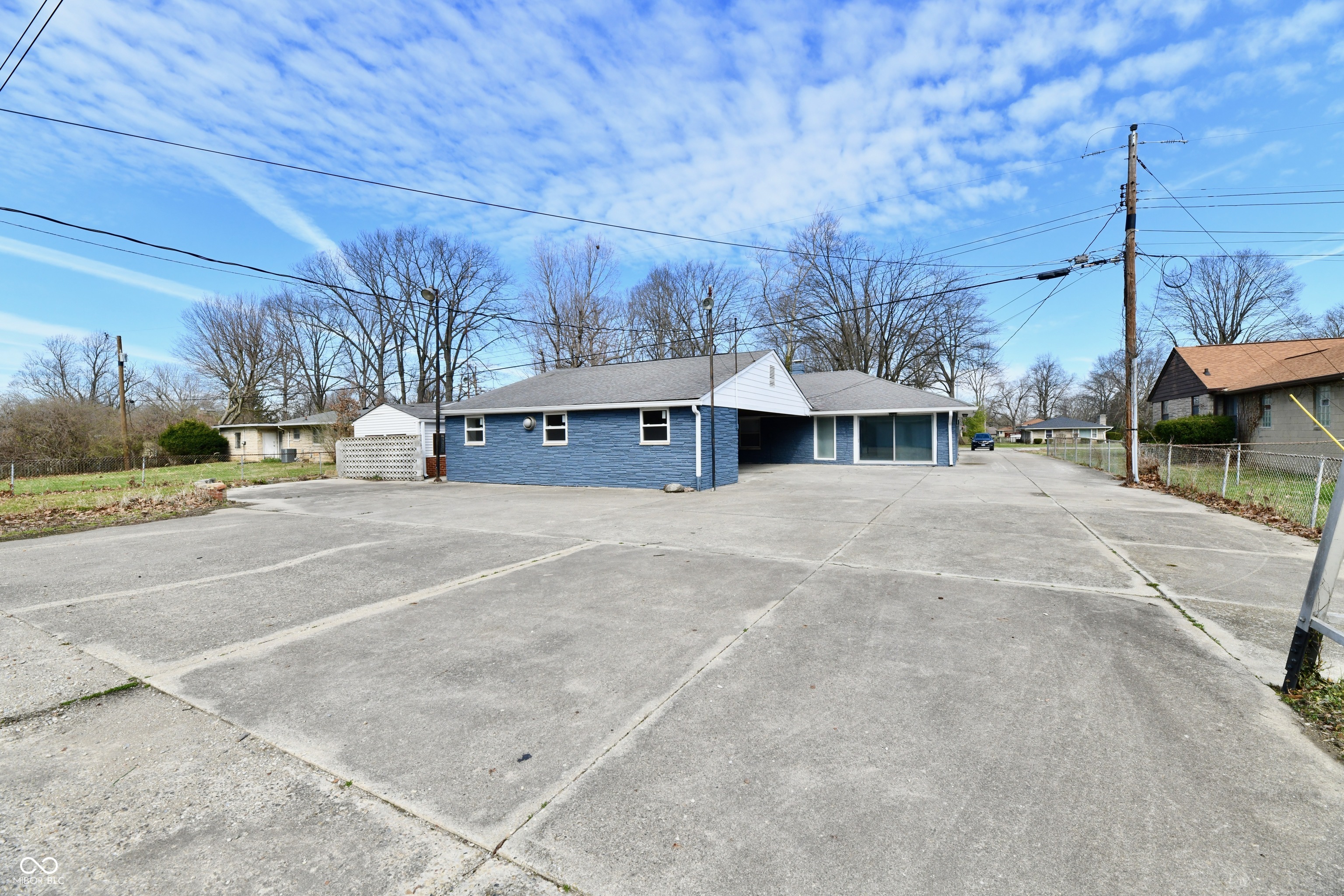 3735 Marrison Place Indianapolis, IN 46205 - Photo 34 of 41