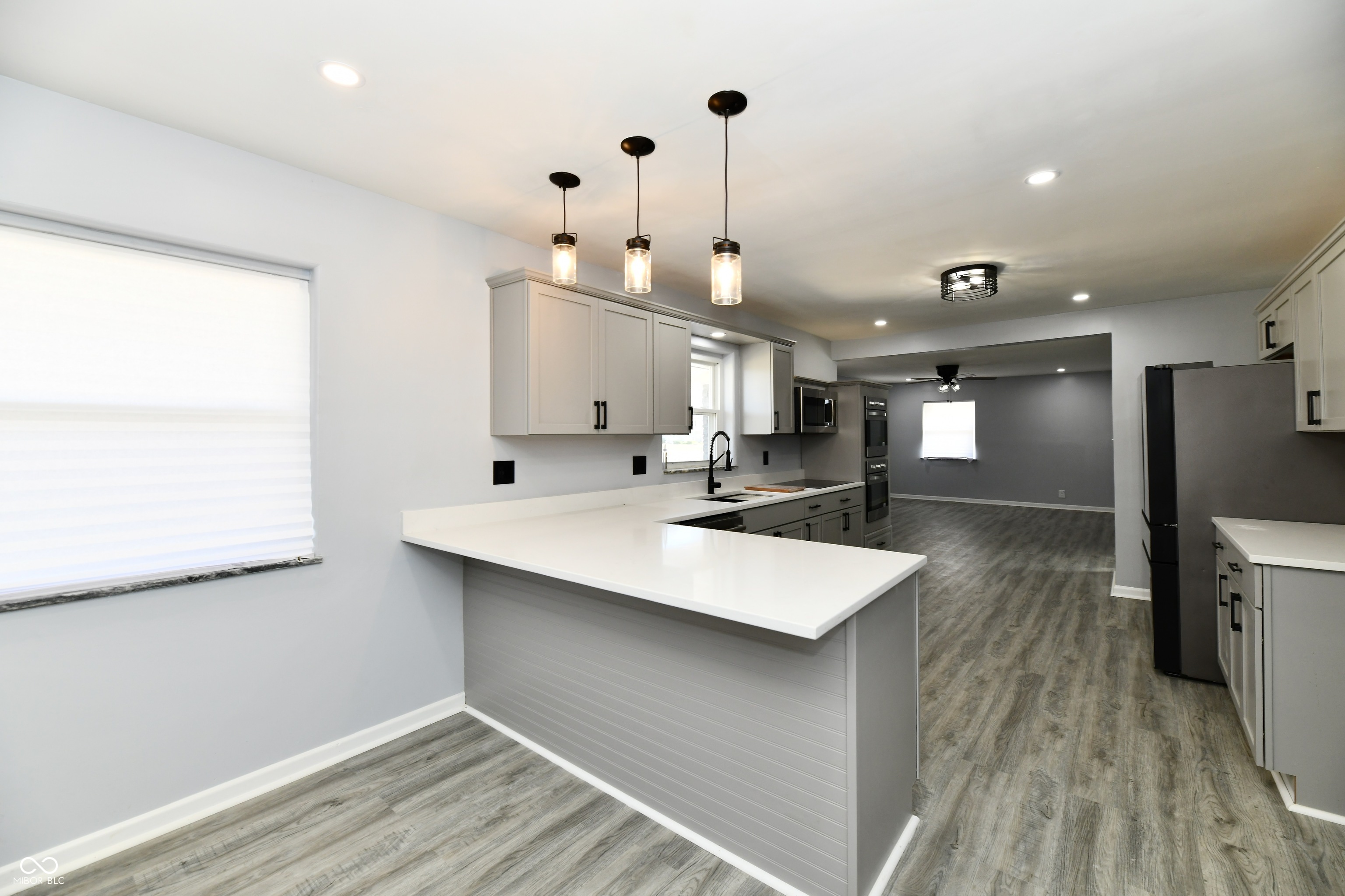 3735 Marrison Place Indianapolis, IN 46205 - Photo 7 of 41