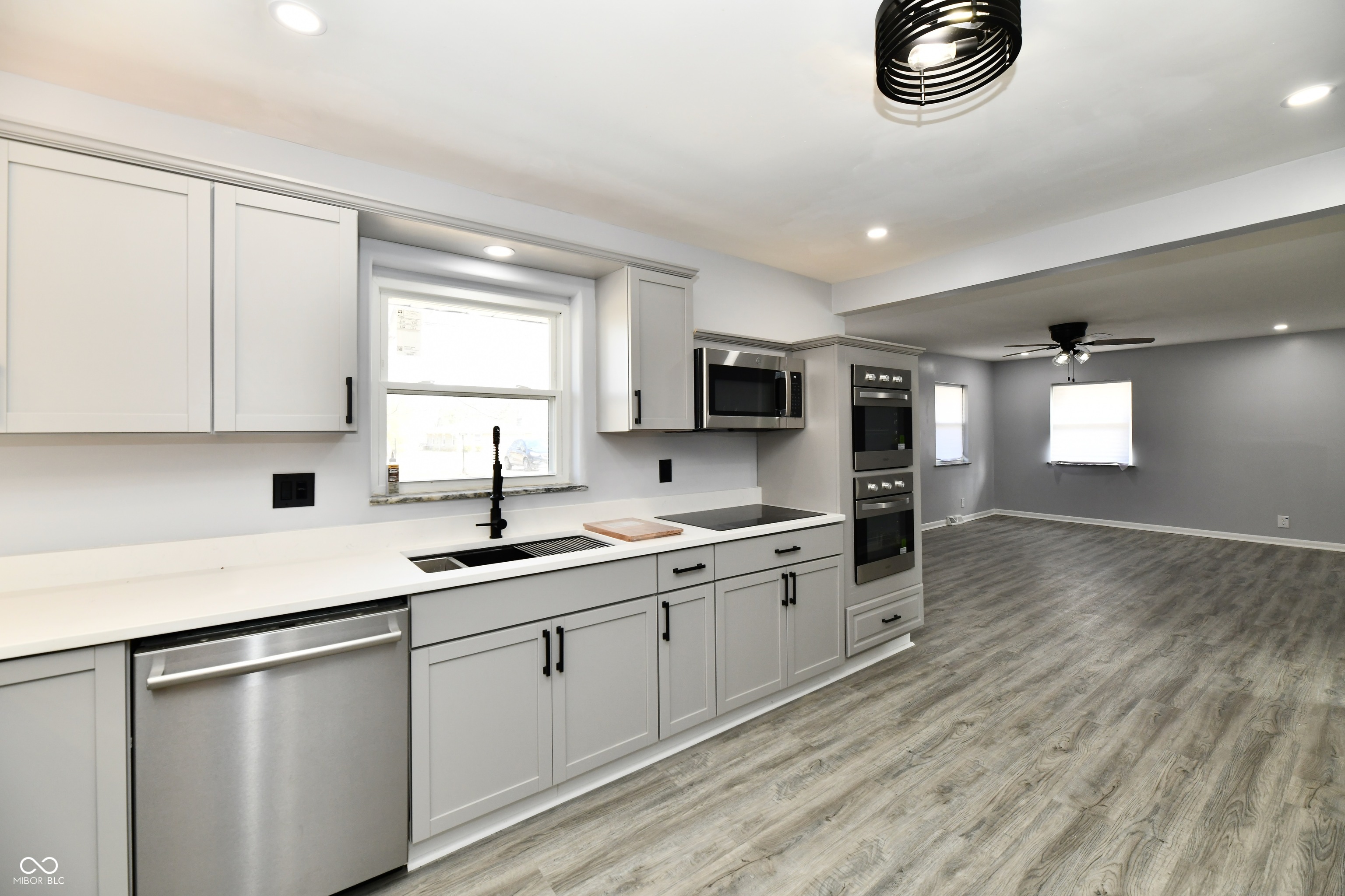 3735 Marrison Place Indianapolis, IN 46205 - Photo 10 of 41