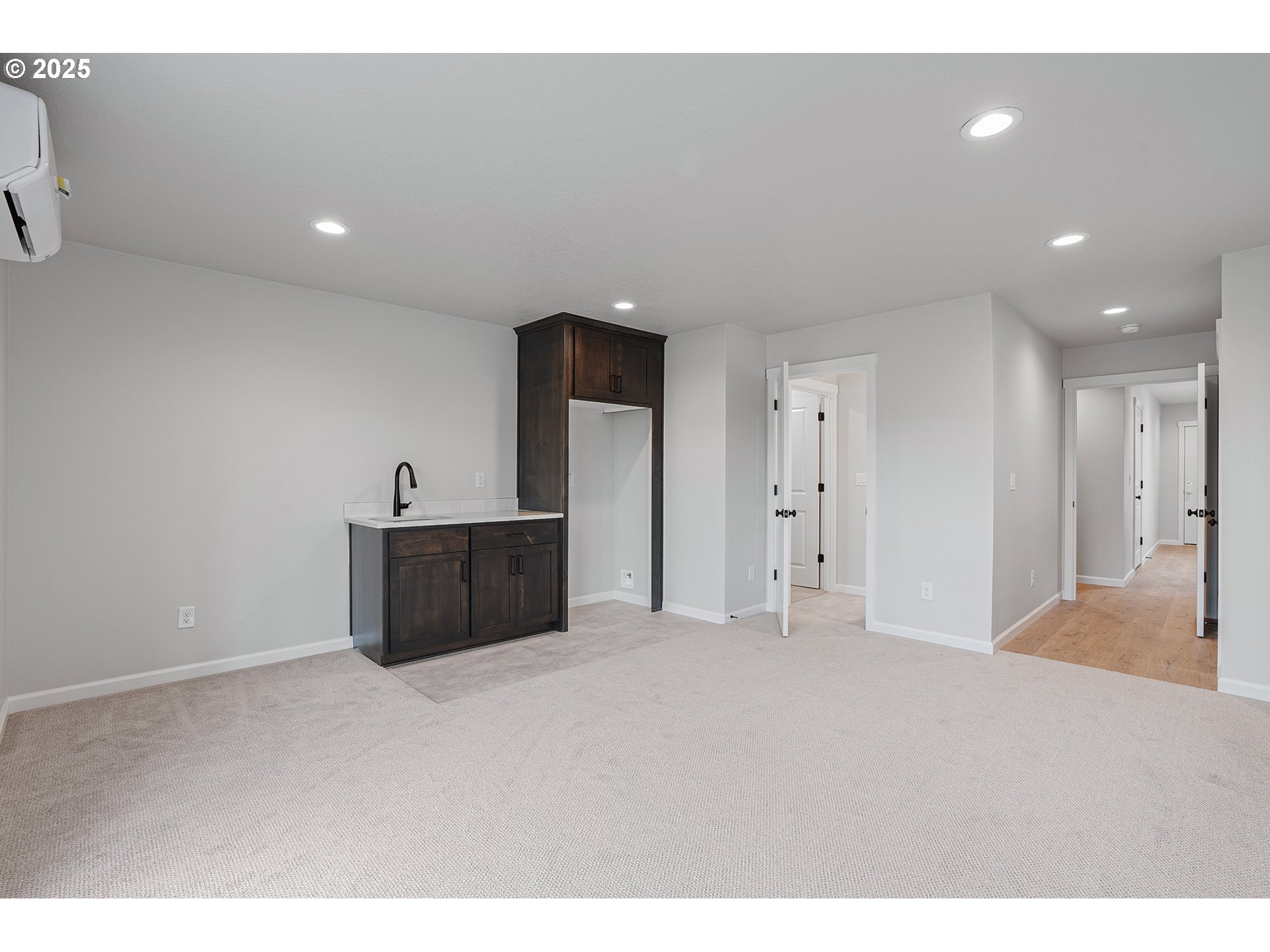 4652 Southeast 2nd Street Gresham, OR 97080 - Photo 5 of 30 a view of an empty room