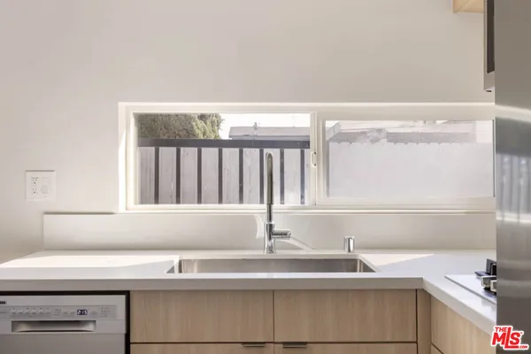 a close view of sink and tap