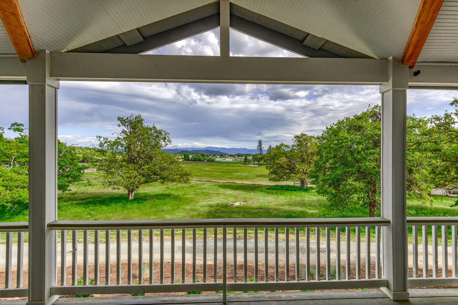 15319 Shiloh Road White City, OR 97503 - Photo 24 of 75 a view of a porch