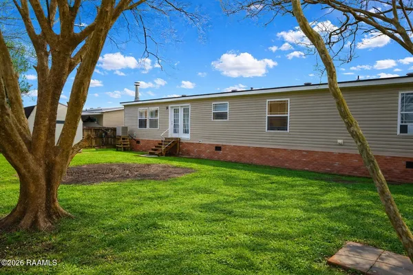 $2,000 | 206 Windcreek Lane, Youngsville, LA 70592