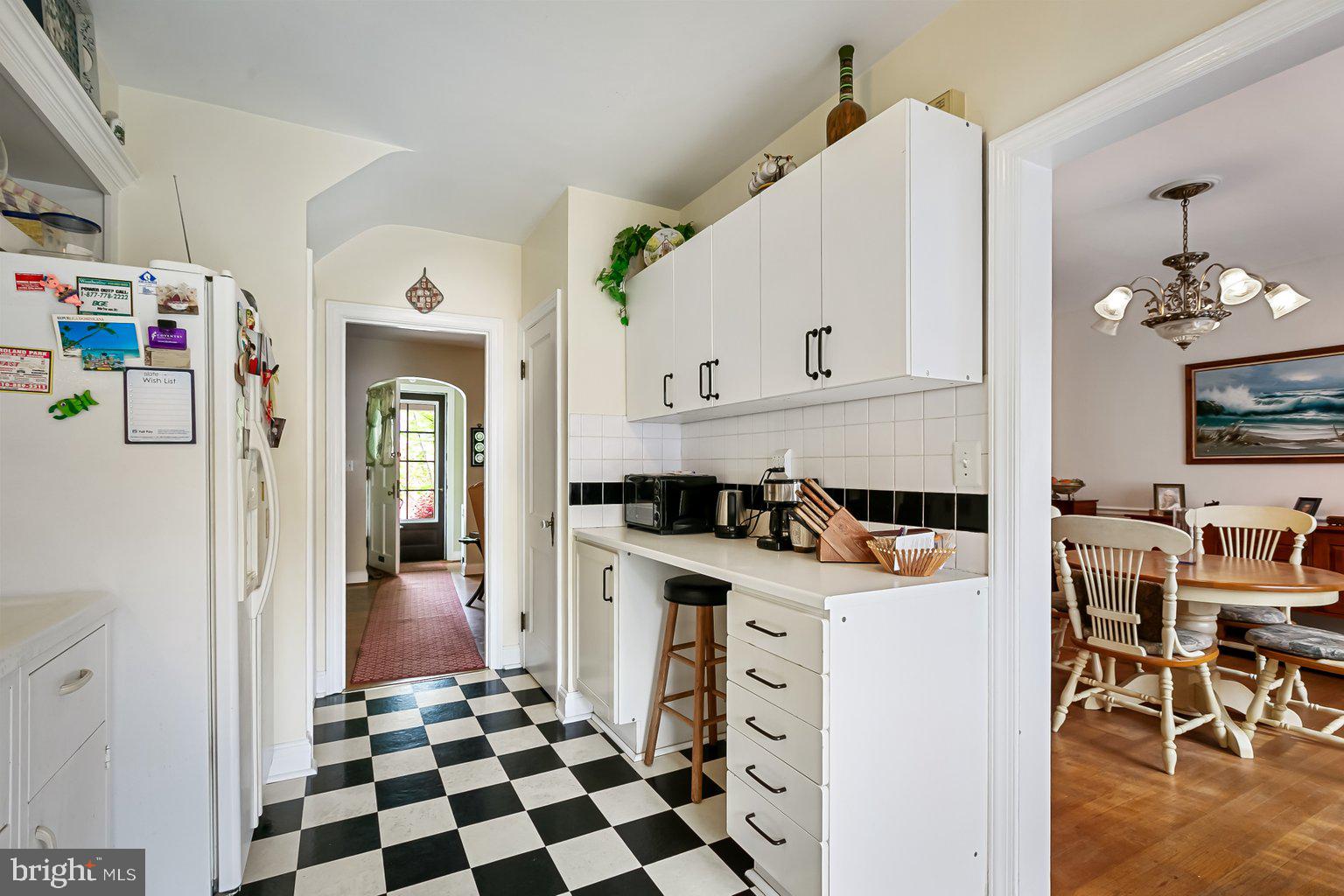 3716 Delverne Road Baltimore, MD 21218 - Photo 16 of 37