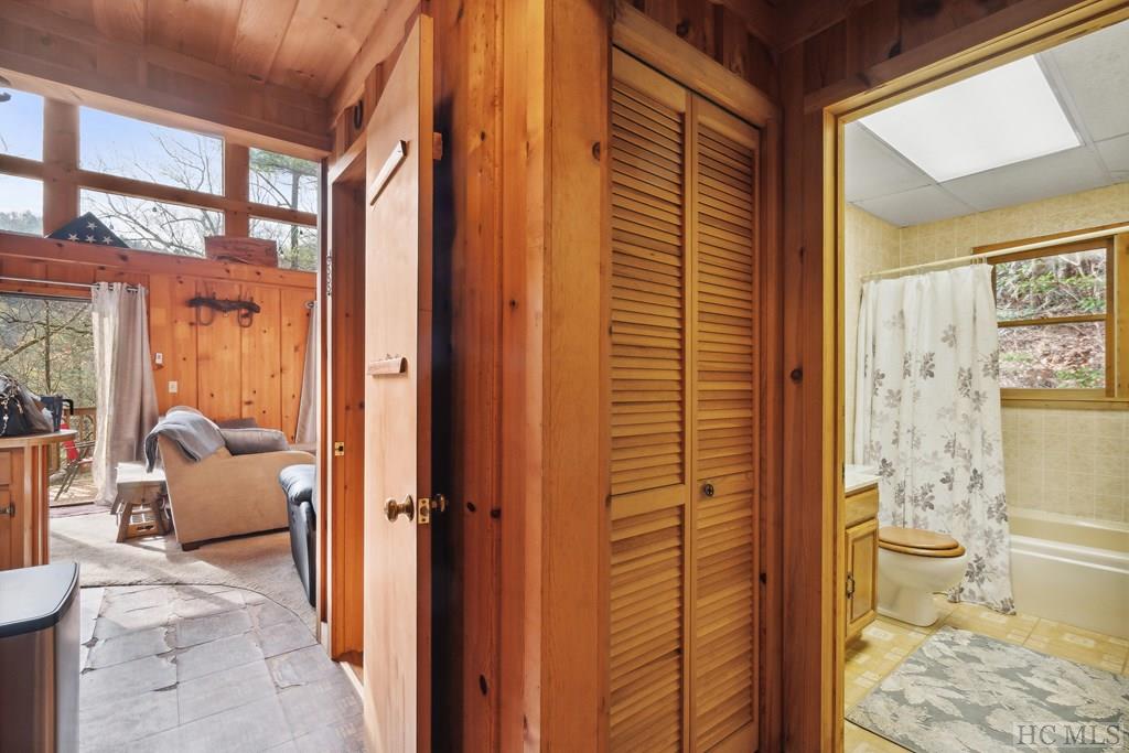 348 Doe Falls Road Highlands, NC 28741 - Photo 10 of 38 Gallery Image 10