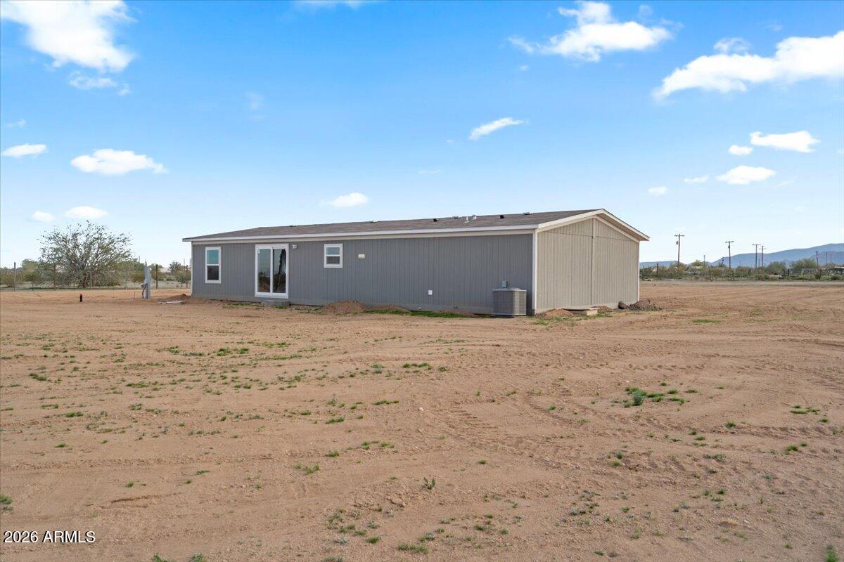 53512 West Organ Pipe Road Maricopa, AZ 85139 - Photo 7 of 44 a view of a lake
