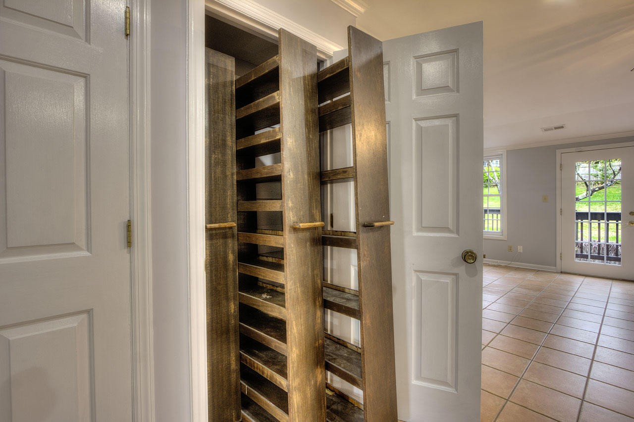 428 Ferret Road Knoxville, TN 37934 - Photo 12 of 38 a view of closet with wooden floor