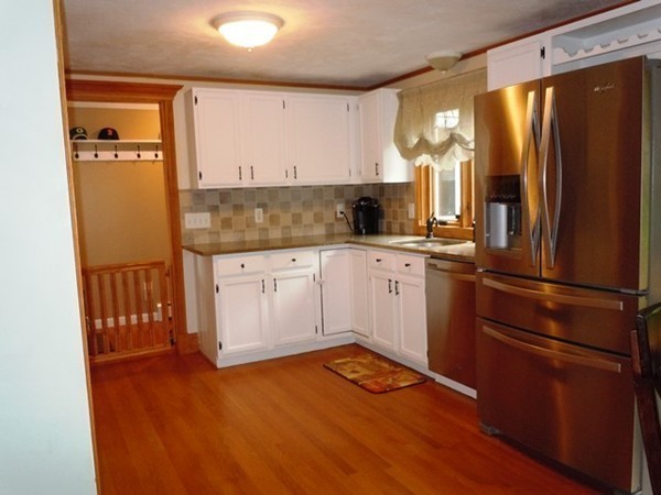 112 Brook Bend Road Hanson, MA 02341 - Photo 12 of 24 Gallery Image 12