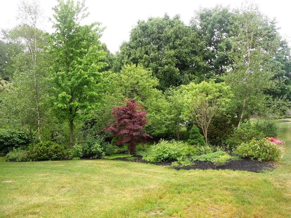 112 Brook Bend Road Hanson, MA 02341 - Photo 6 of 24 Gallery Image 6