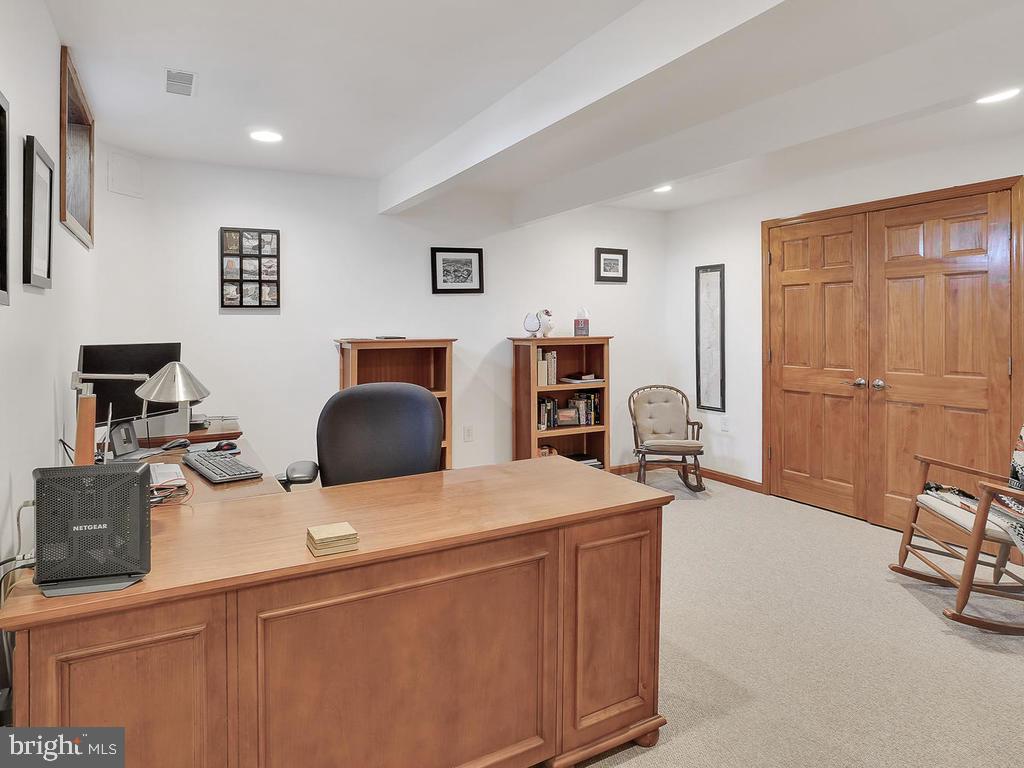 3201 Roderick Road Frederick, MD 21704 - Photo 39 of 60