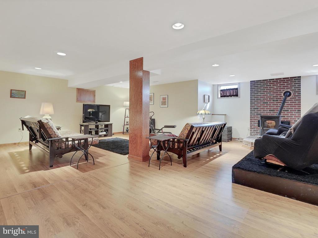 3201 Roderick Road Frederick, MD 21704 - Photo 43 of 60