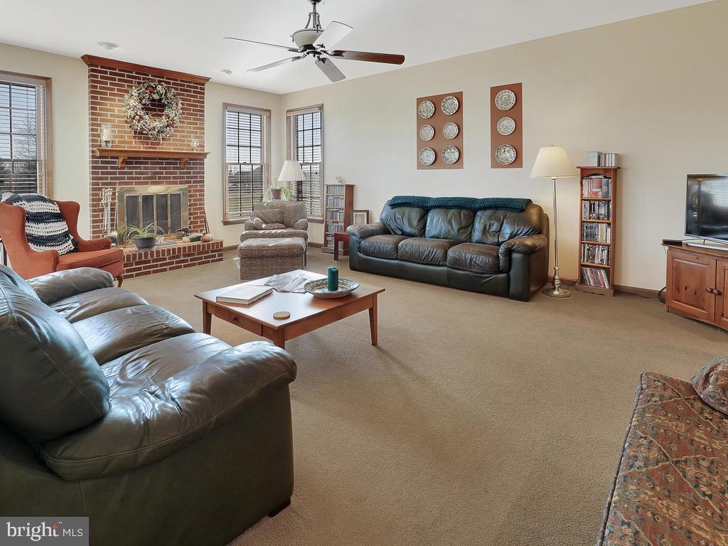 3201 Roderick Road Frederick, MD 21704 - Photo 8 of 60