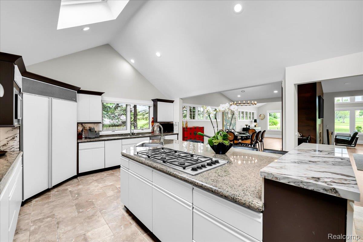 3816 West Maple Road Bloomfield Hills, MI 48301 - Photo 27 of 78 3816 W Maple_27.jpg