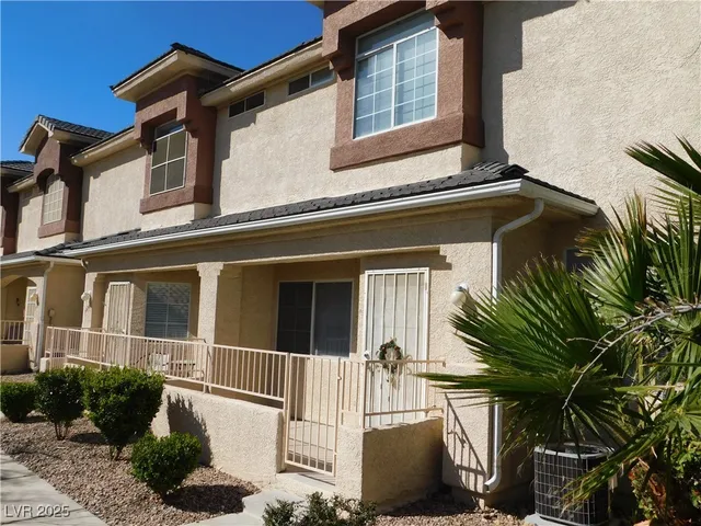 $1,590 | 1128 Dusty Creek Street, Las Vegas, NV 89128