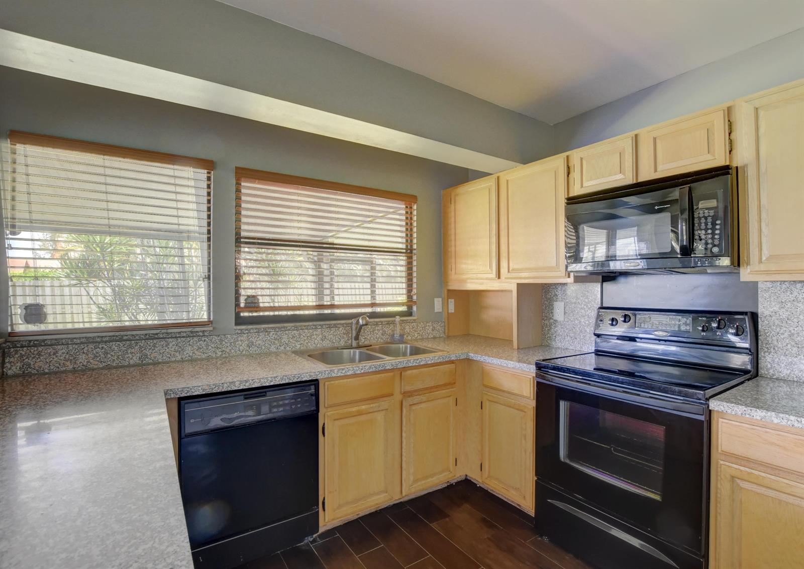 9596 Oregon Road Boca Raton, FL 33434 - Photo 12 of 28 CC 9596 Oregon Rd-14