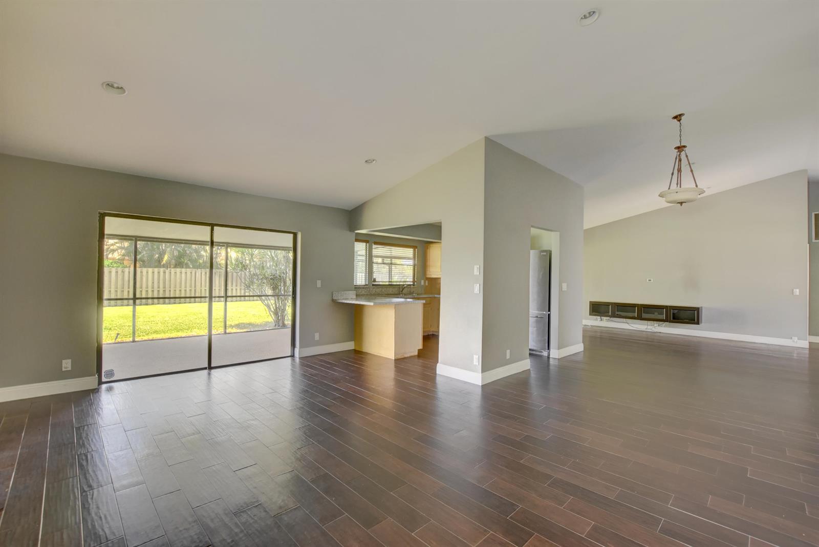 9596 Oregon Road Boca Raton, FL 33434 - Photo 7 of 28 CC 9596 Oregon Rd-11