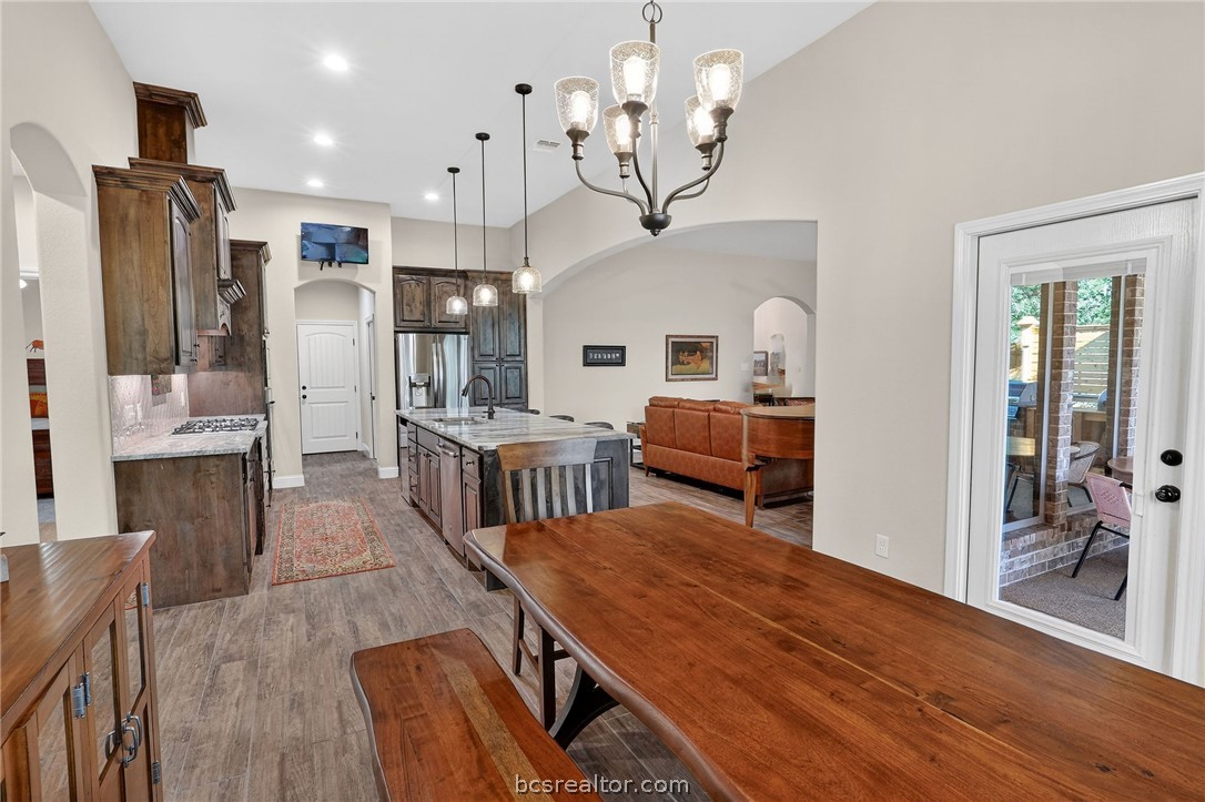 2004 Lexi Lane Bryan, TX 77807 - Photo 13 of 47