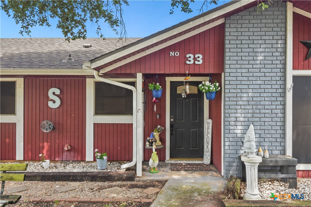 33 Great W Loop Belton, TX 76513 - Photo 2 of 39