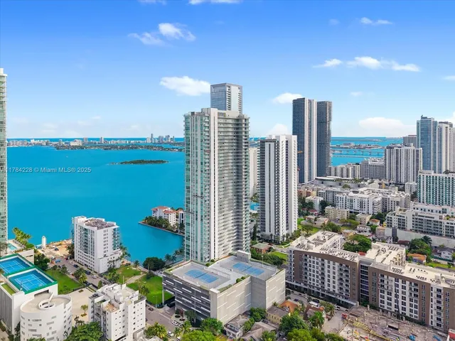 $2,500,000 | 460 Northeast 28th Street, Unit 4104, Miami, FL 33137