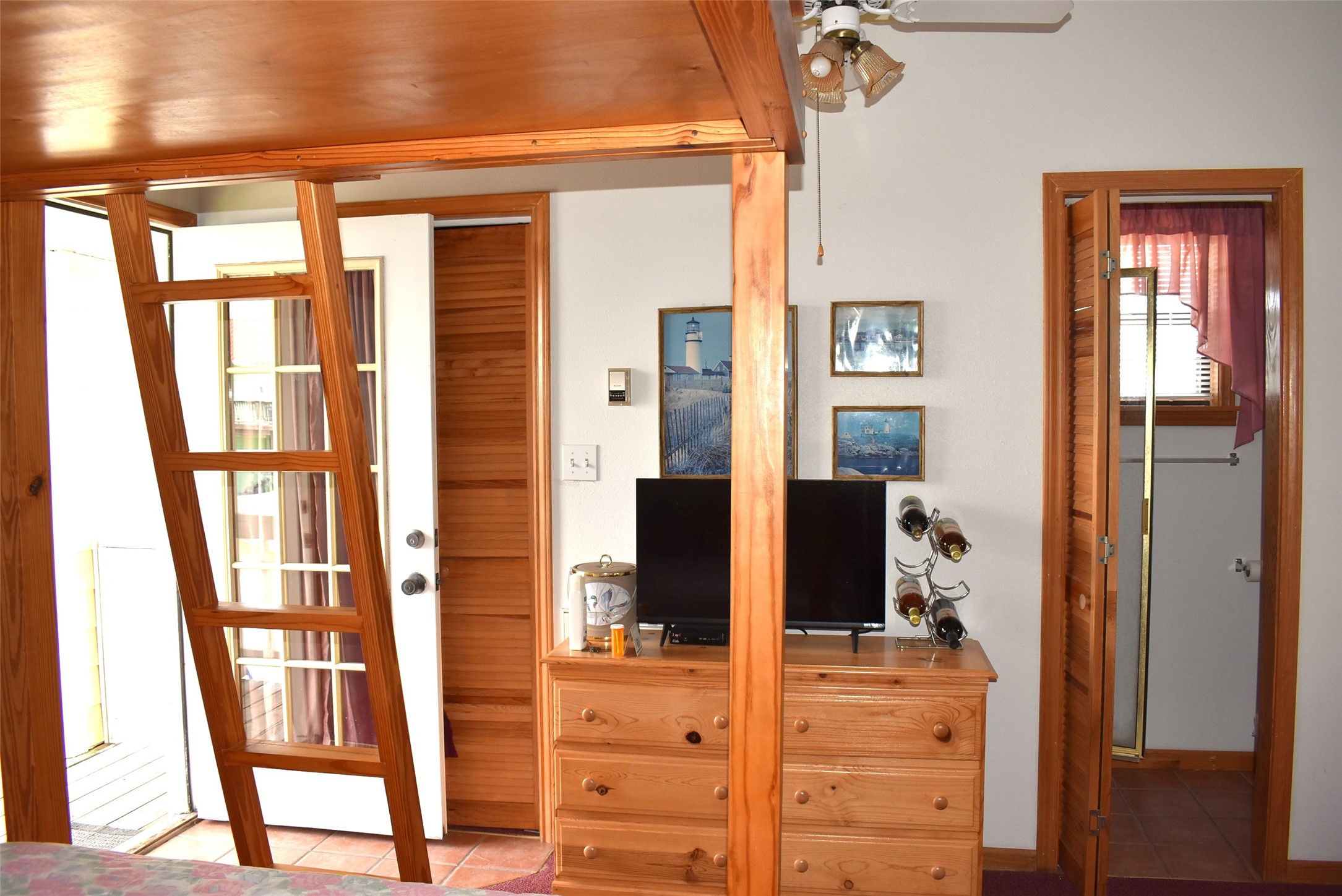 1657 County Road Sargent, TX 77414 - Photo 25 of 46 In upstairs studio/suite there is a Full bathroom w/shower, nice size closet